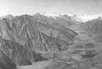 The upper Surkhob valley: rill erosion